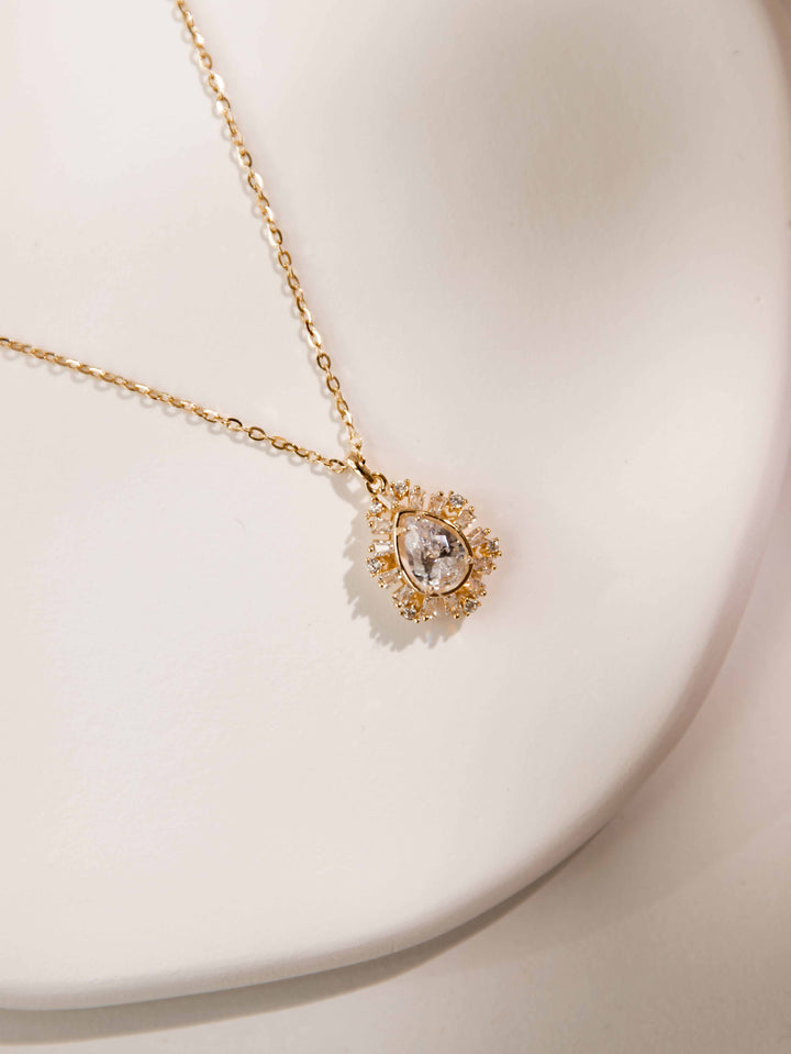 Sparkling teardrop pendant
