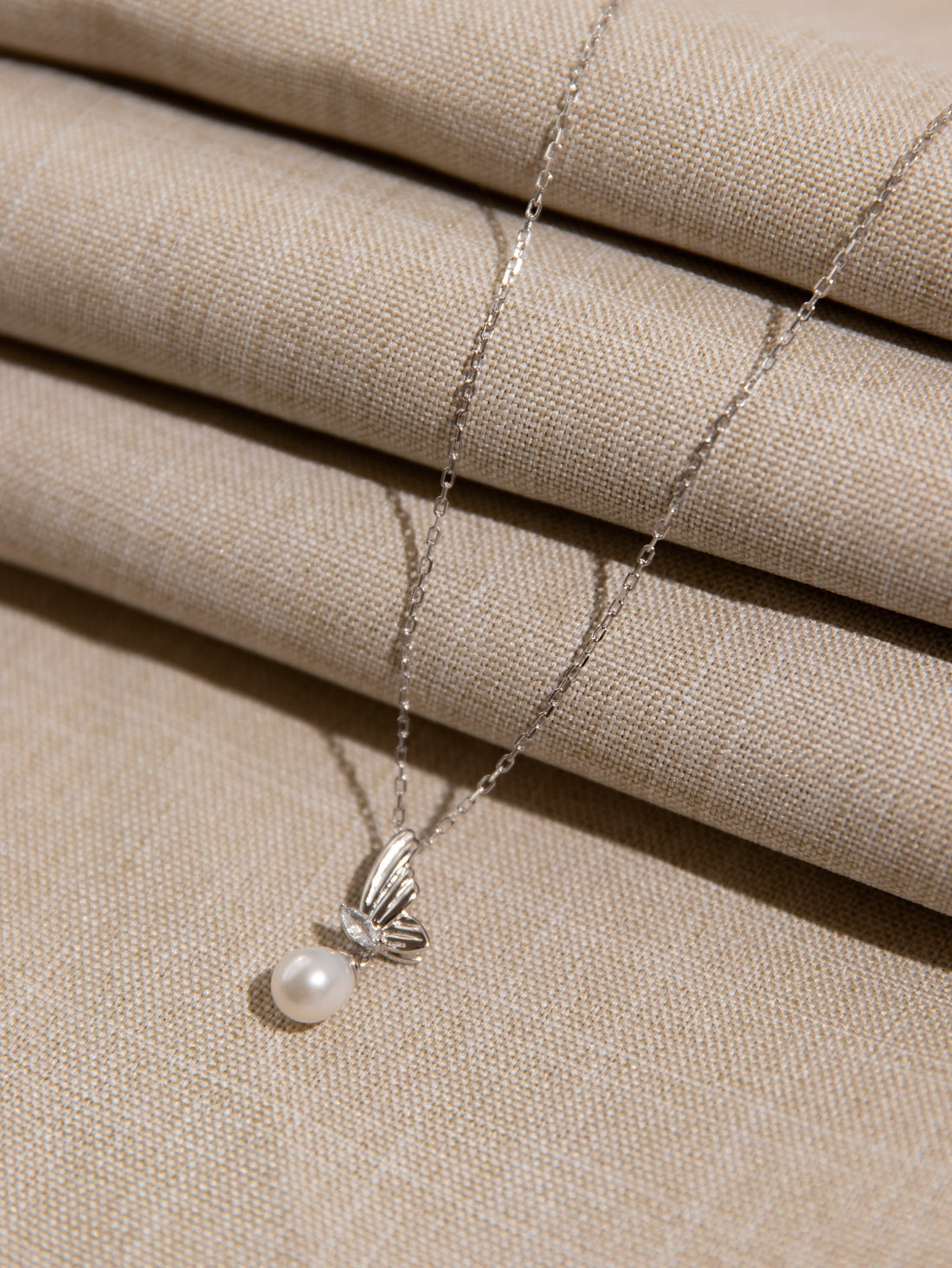 Delicate necklace